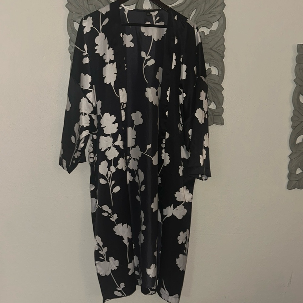 Anne Taylor satin duster